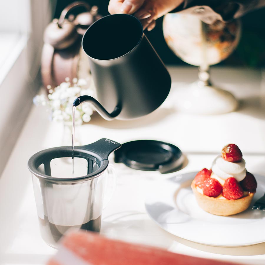 Tasse en verre avec filtre à café