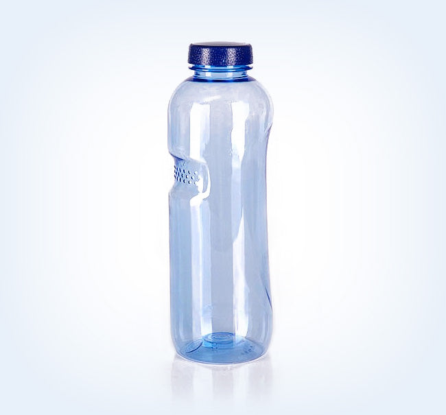 bouteille d'eau bleue