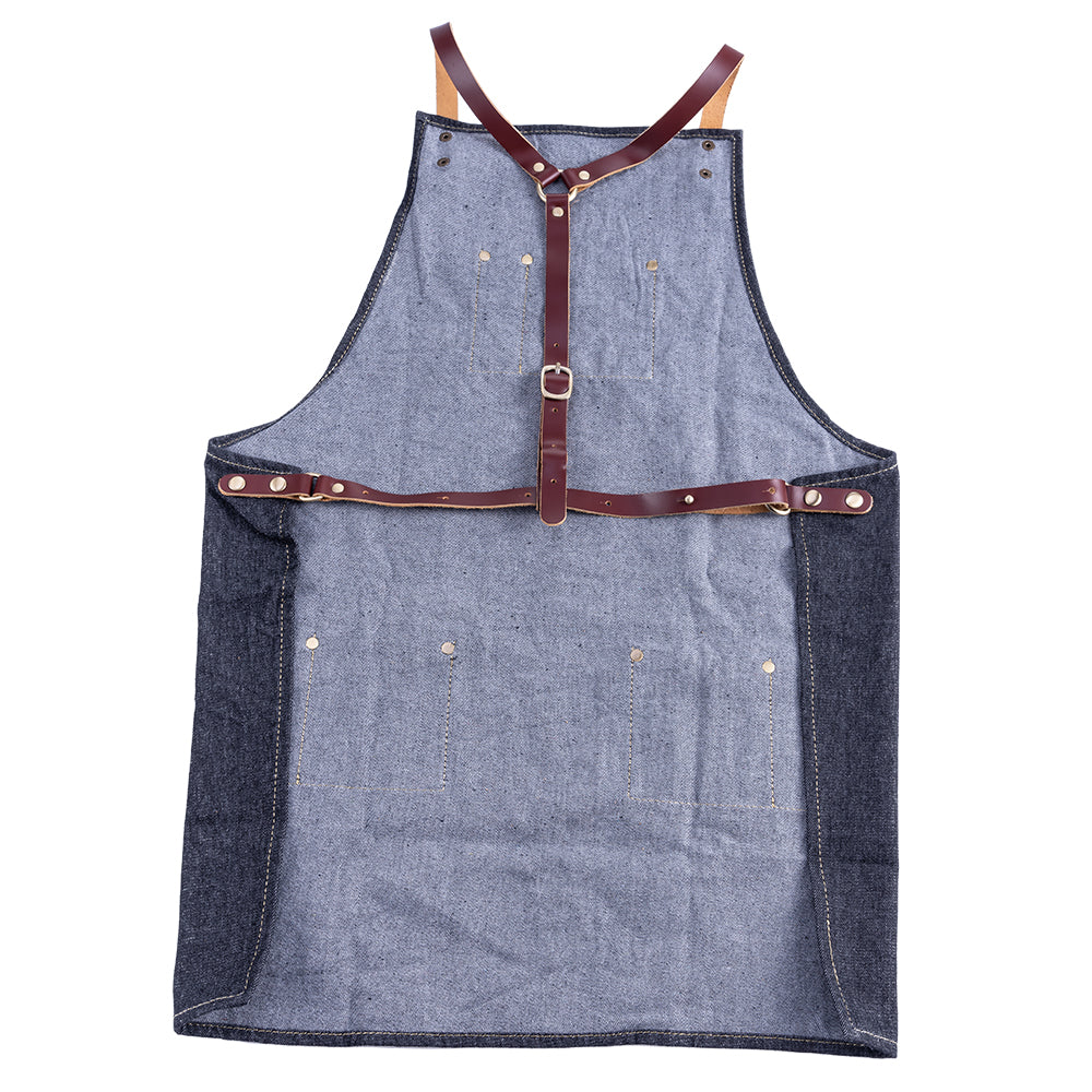 Schürze mit Lederriemen