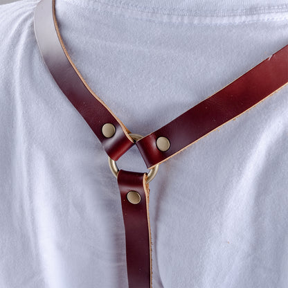 Schürze mit Lederriemen