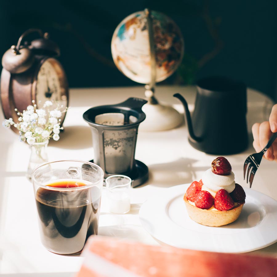 Tasse en verre avec filtre à café